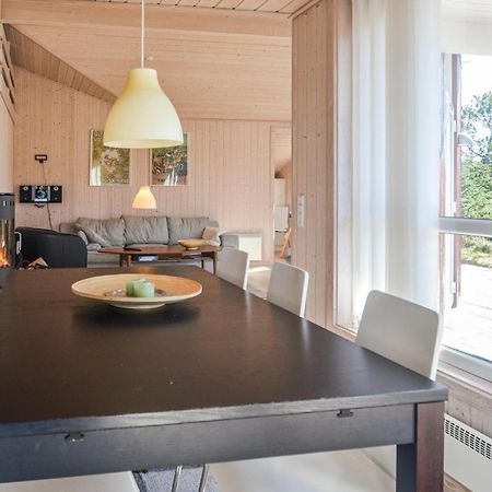 4 Bedroom Pet Friendly Home In Fjerritslev Bagian luar foto