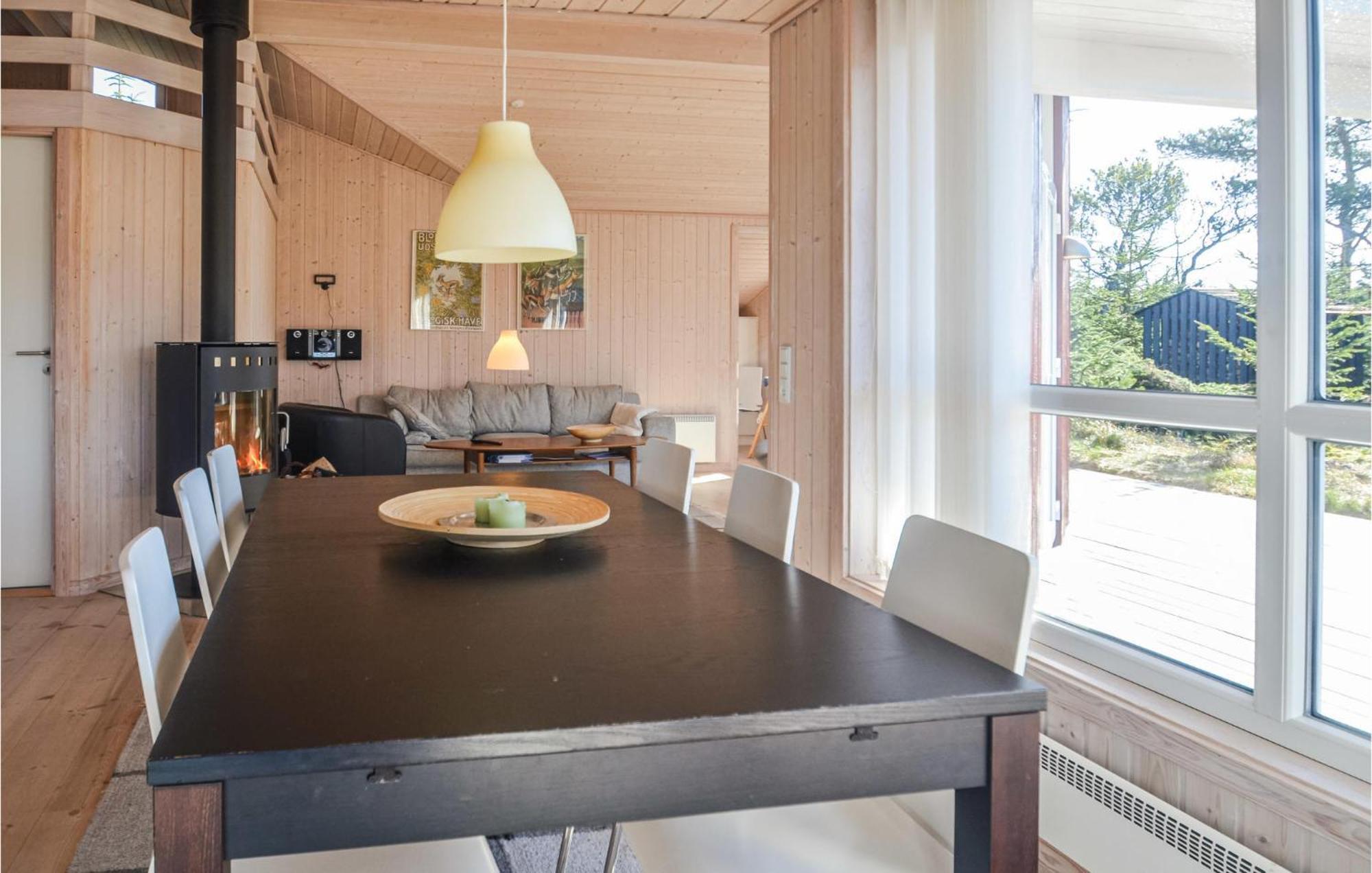 4 Bedroom Pet Friendly Home In Fjerritslev Bagian luar foto