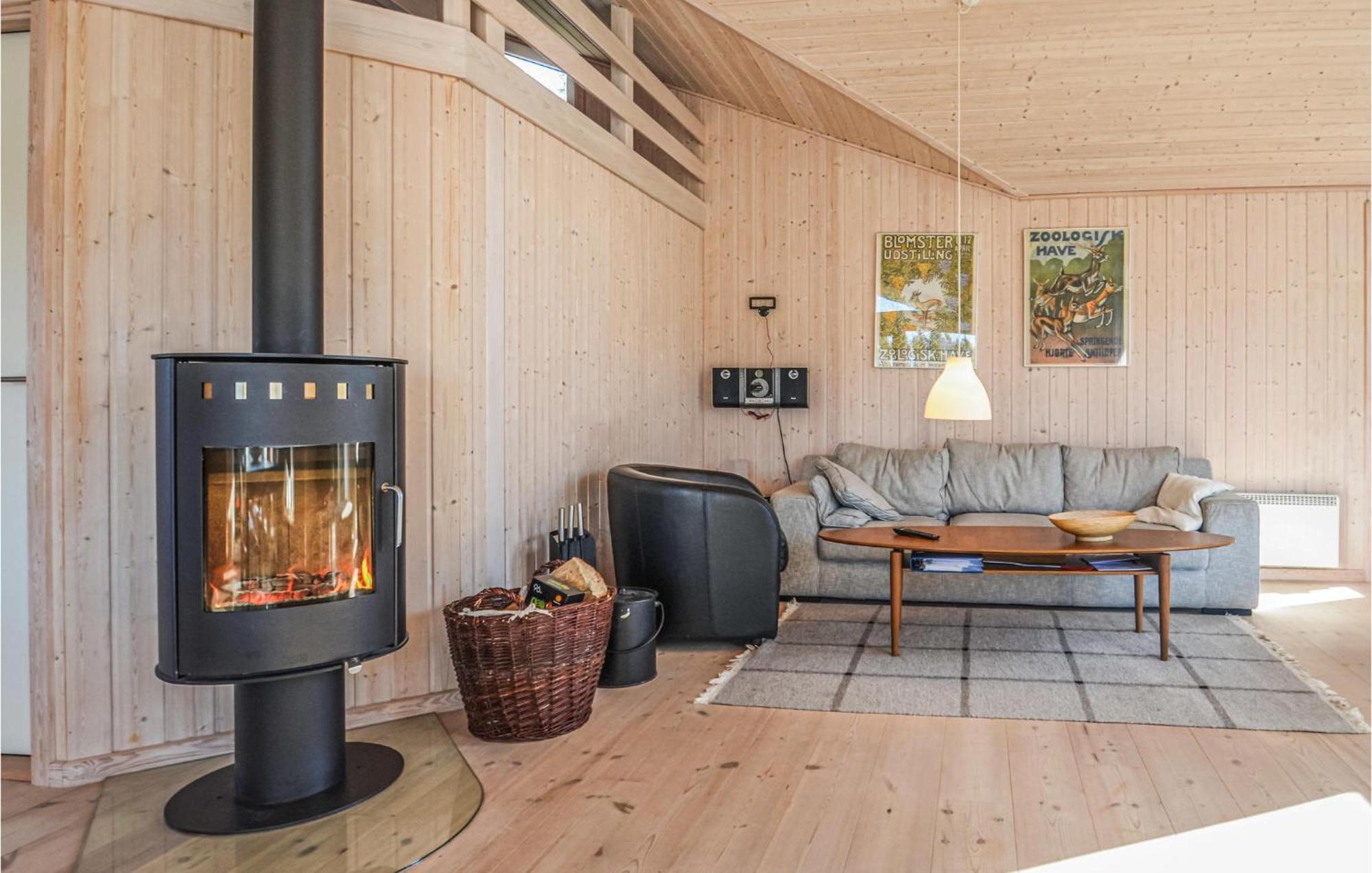 4 Bedroom Pet Friendly Home In Fjerritslev Bagian luar foto