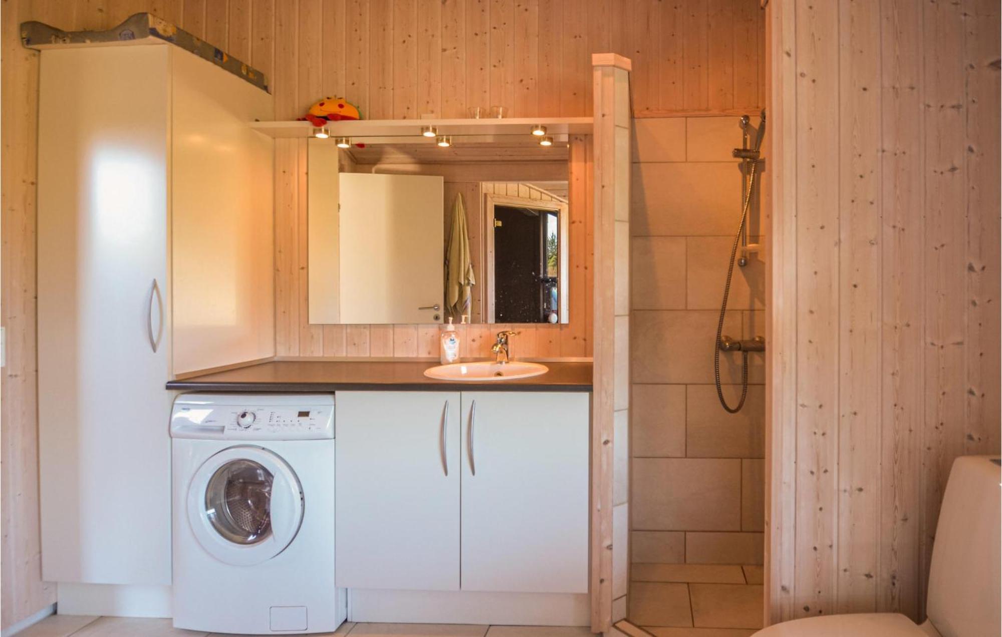 4 Bedroom Pet Friendly Home In Fjerritslev Bagian luar foto